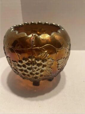Vintage Dugan Amber Carnival Glass small rose bowl Grape Motif